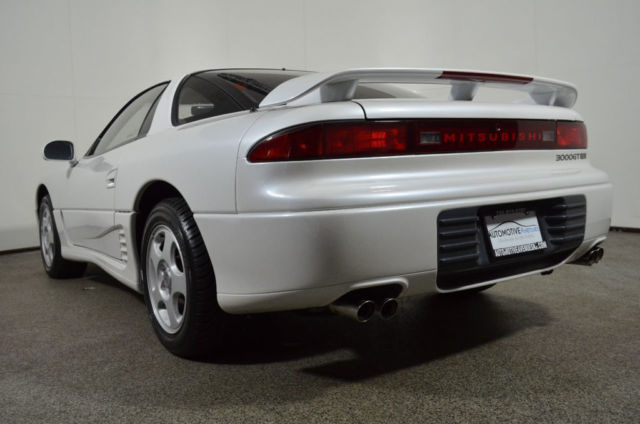 1992 White Mitsubishi 3000GT Coupe