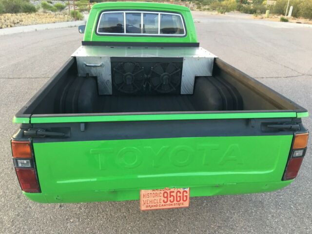 1979 GRABBER GREEN Toyota HILUX LONGBED PICKUP TRUCK 2 DOOR LONG BED PICKUP