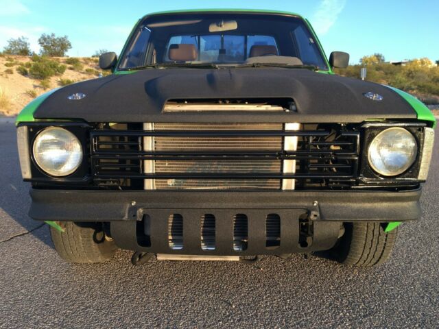 1979 GRABBER GREEN Toyota HILUX LONGBED PICKUP TRUCK 2 DOOR LONG BED PICKUP