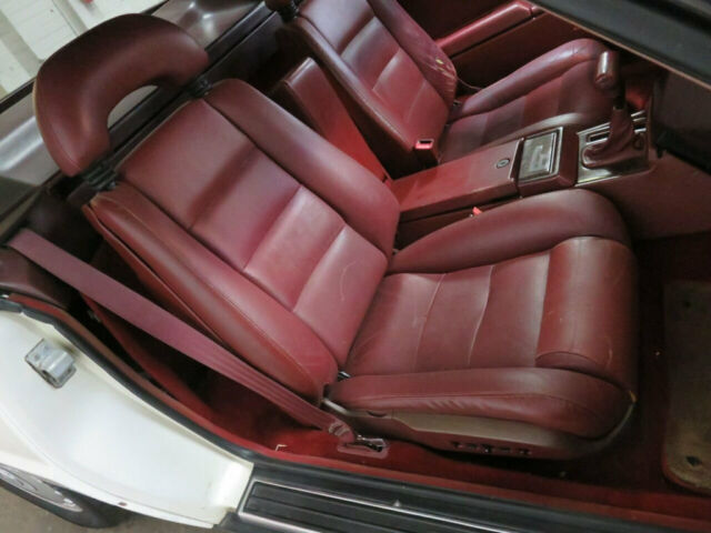 1990 White Cadillac Allante Convertible