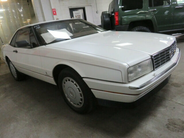 1990 White Cadillac Allante Convertible