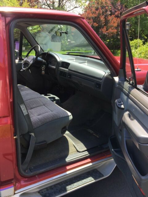1993 Electric Currant Red Ford F-150 Standard Cab Pickup