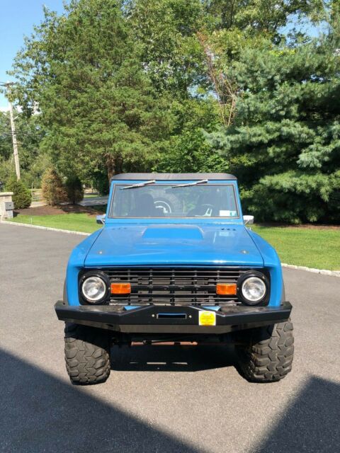 1969 Blue Ford Bronco SUV