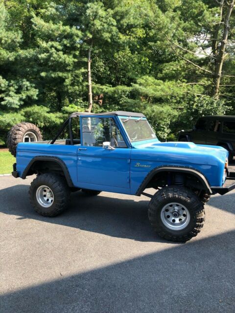 1969 Blue Ford Bronco SUV