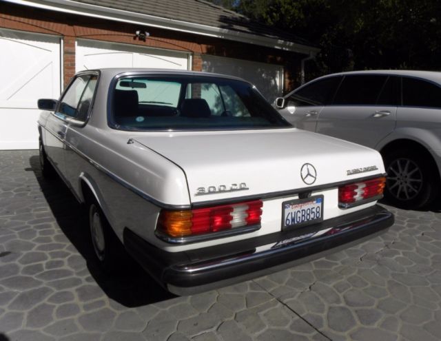 1980 White Mercedes-Benz 300-Series Coupe