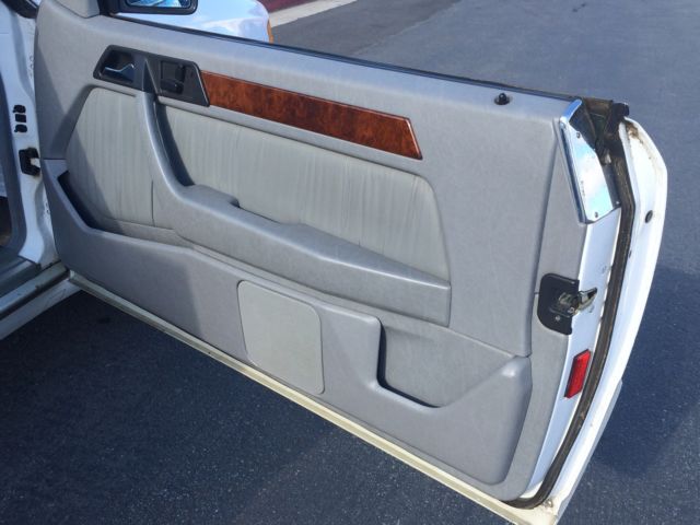 1992 White Mercedes-Benz E-Class Coupe