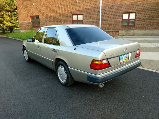 1991 Tan Mercedes-Benz E-Class Sedan
