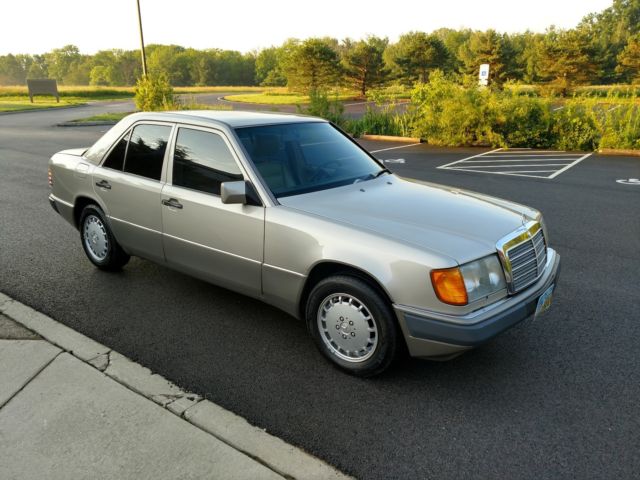 1991 Tan Mercedes-Benz E-Class Sedan