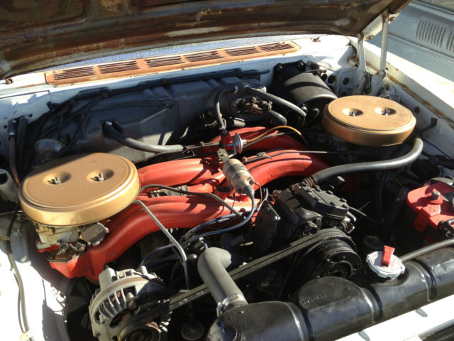 1961 white/Rust Chrysler 300 Series Coupe