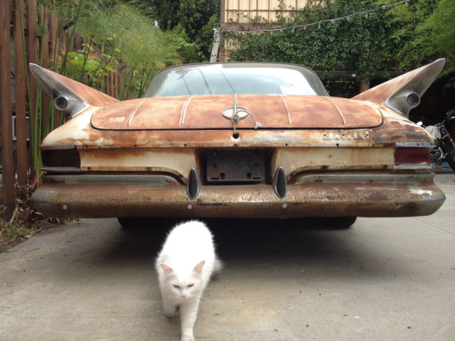 1961 white/Rust Chrysler 300 Series Coupe