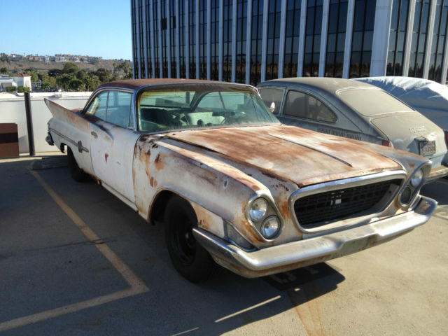 1961 white/Rust Chrysler 300 Series Coupe