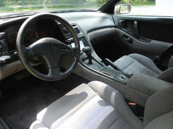 1990 Gold Nissan 300ZX Coupe