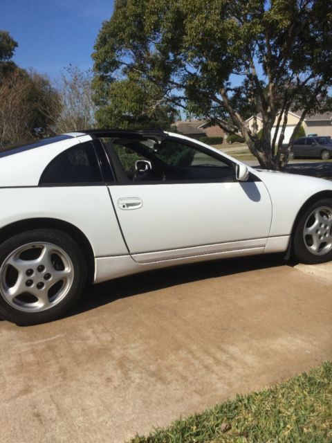 1991 White Nissan 300ZX Coupe