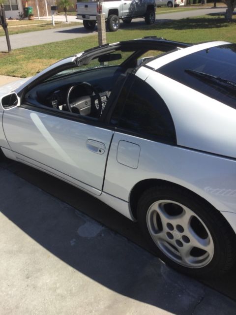1991 White Nissan 300ZX Coupe