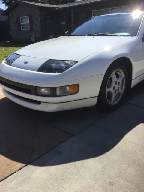 1991 White Nissan 300ZX Coupe