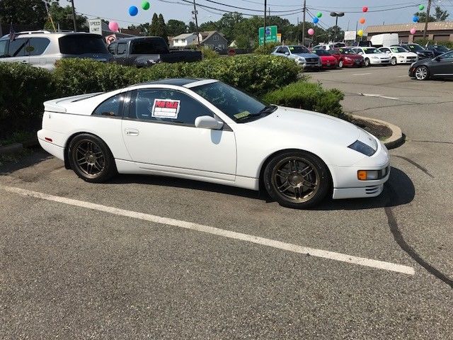 1992 White Nissan 300ZX Coupe