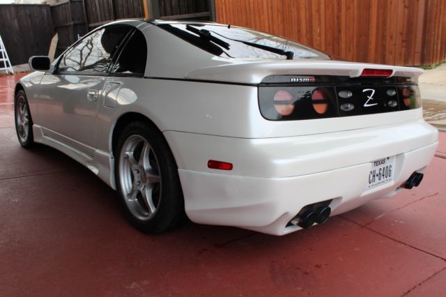 1990 White Nissan 300ZX Coupe