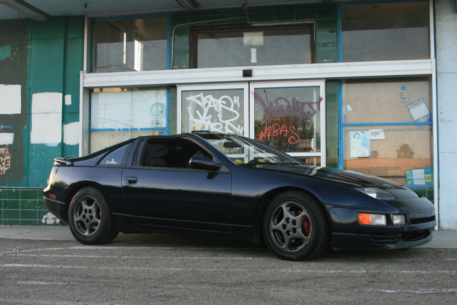 1991 Midnight Blue Nissan 300ZX Fastback