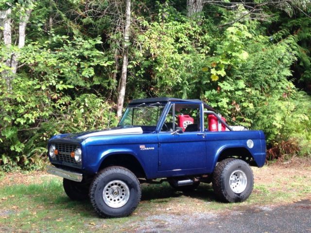 1966 Blue Ford Bronco SUV