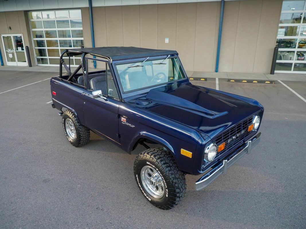 1974 Blue Ford Bronco --
