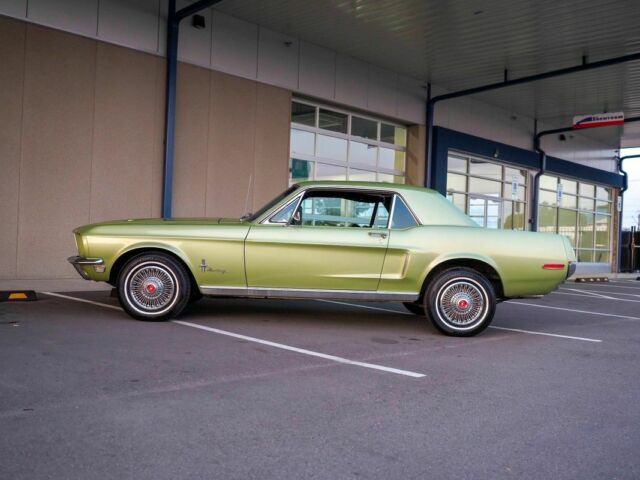 1968 Green Ford Mustang --