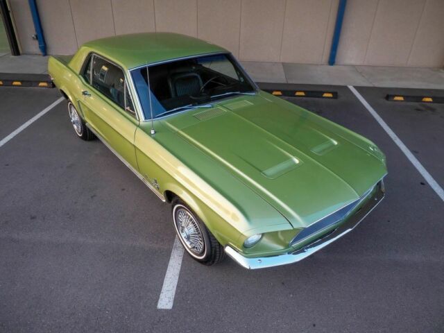 1968 Green Ford Mustang --