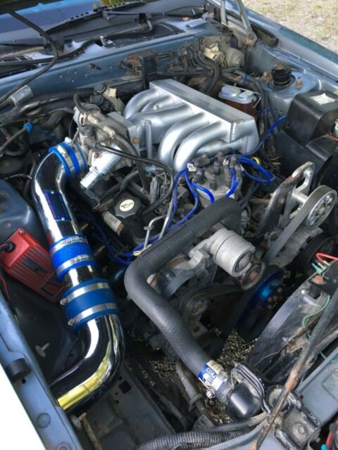 1986 Blue Ford Thunderbird Coupe