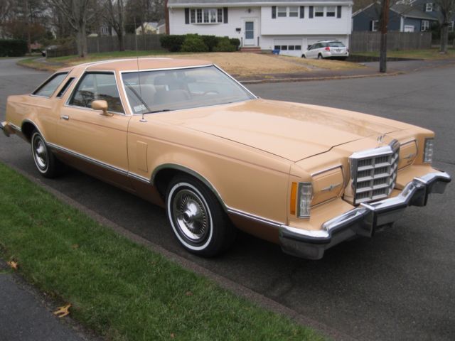 1979 Yellow Ford Thunderbird Coupe