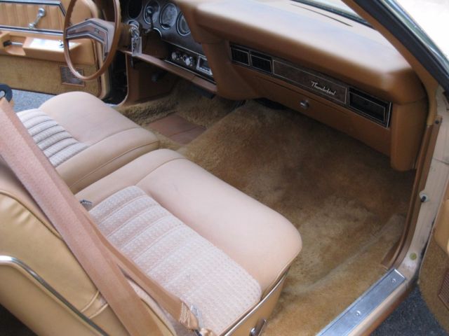 1979 Yellow Ford Thunderbird Coupe