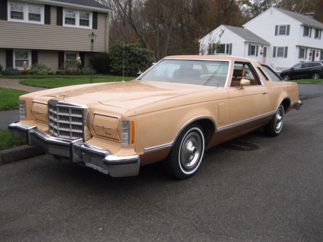 1979 Yellow Ford Thunderbird Coupe
