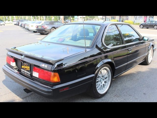 1988 Black BMW M6 --