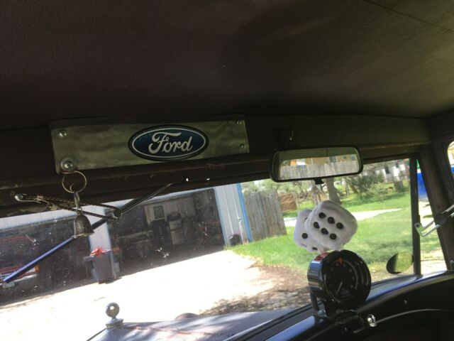 1931 gray Ford Model A 2dr