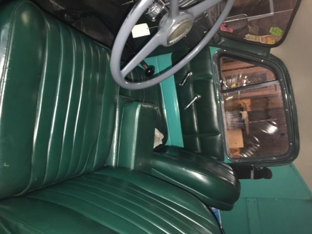 1955 Green Chevrolet 3100 Delivery panel
