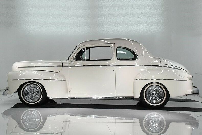 1947 Cool Vanilla Ford Deluxe Coupe