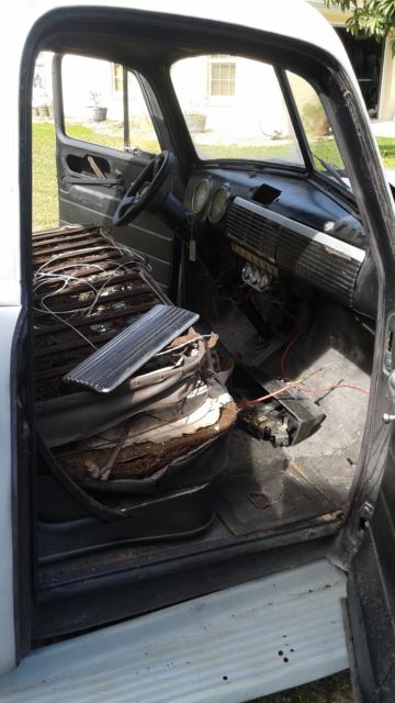 1953 gray GMC 3100 pick up