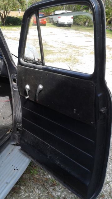 1953 gray GMC 3100 pick up