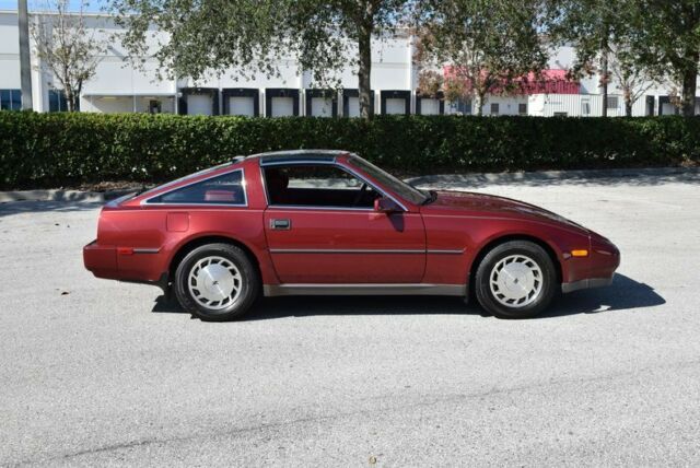 1987 Burgundy Nissan 300ZX Coupe