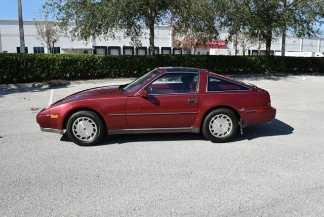 1987 Burgundy Nissan 300ZX Coupe