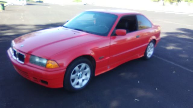 1993 Red BMW 3-Series Coupe