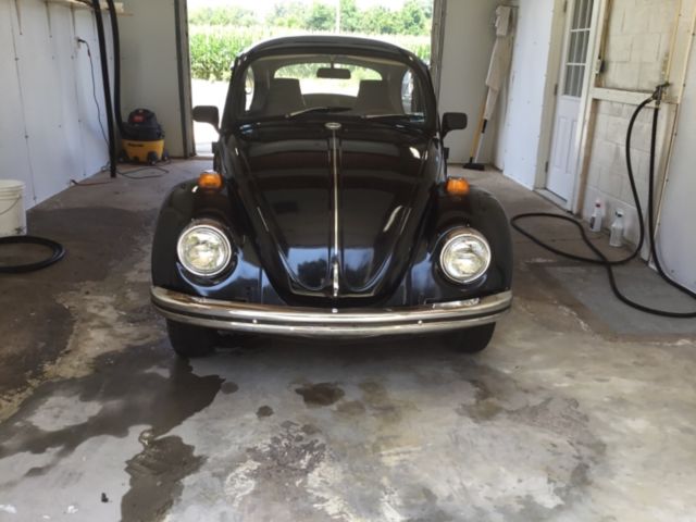 1972 Black Volkswagen Beetle - Classic Coupe