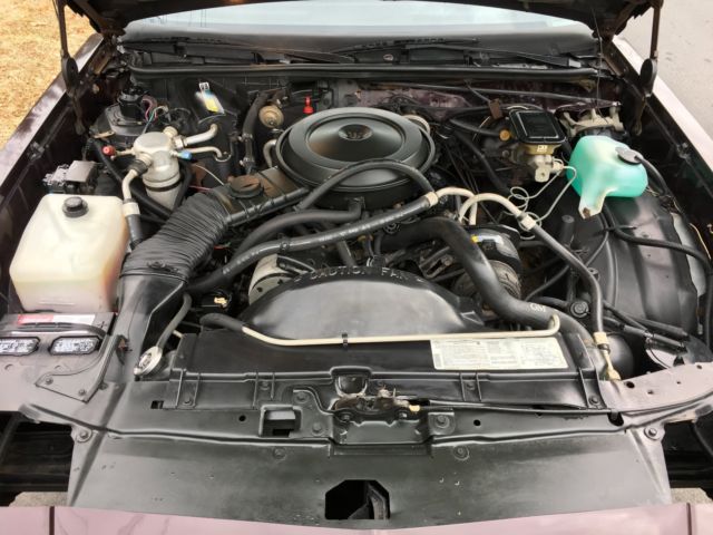 1987 Burgundy Chevrolet Monte Carlo Coupe