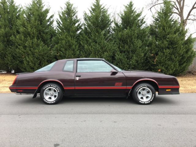 1987 Burgundy Chevrolet Monte Carlo Coupe