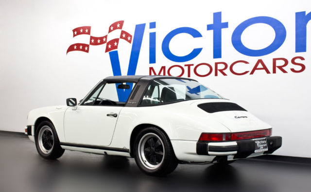 1986 GRAND PRIX WHITE Porsche 911 Coupe