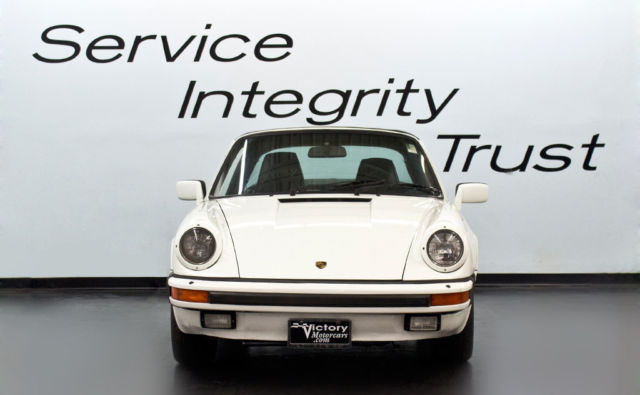 1986 GRAND PRIX WHITE Porsche 911 Coupe
