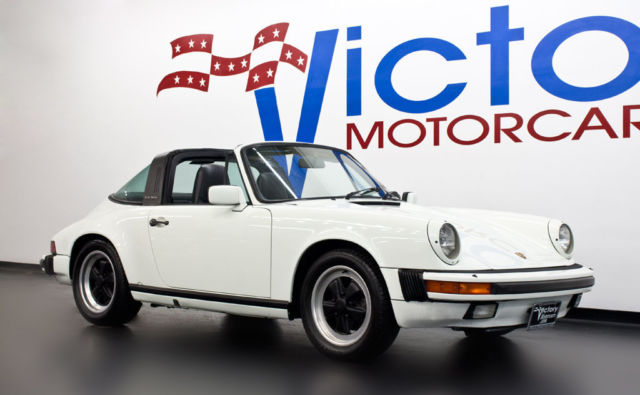 1986 GRAND PRIX WHITE Porsche 911 Coupe