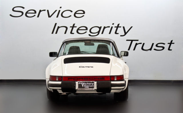 1986 GRAND PRIX WHITE Porsche 911 Coupe