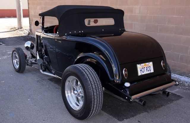 1932 Black Ford roadster Convertible