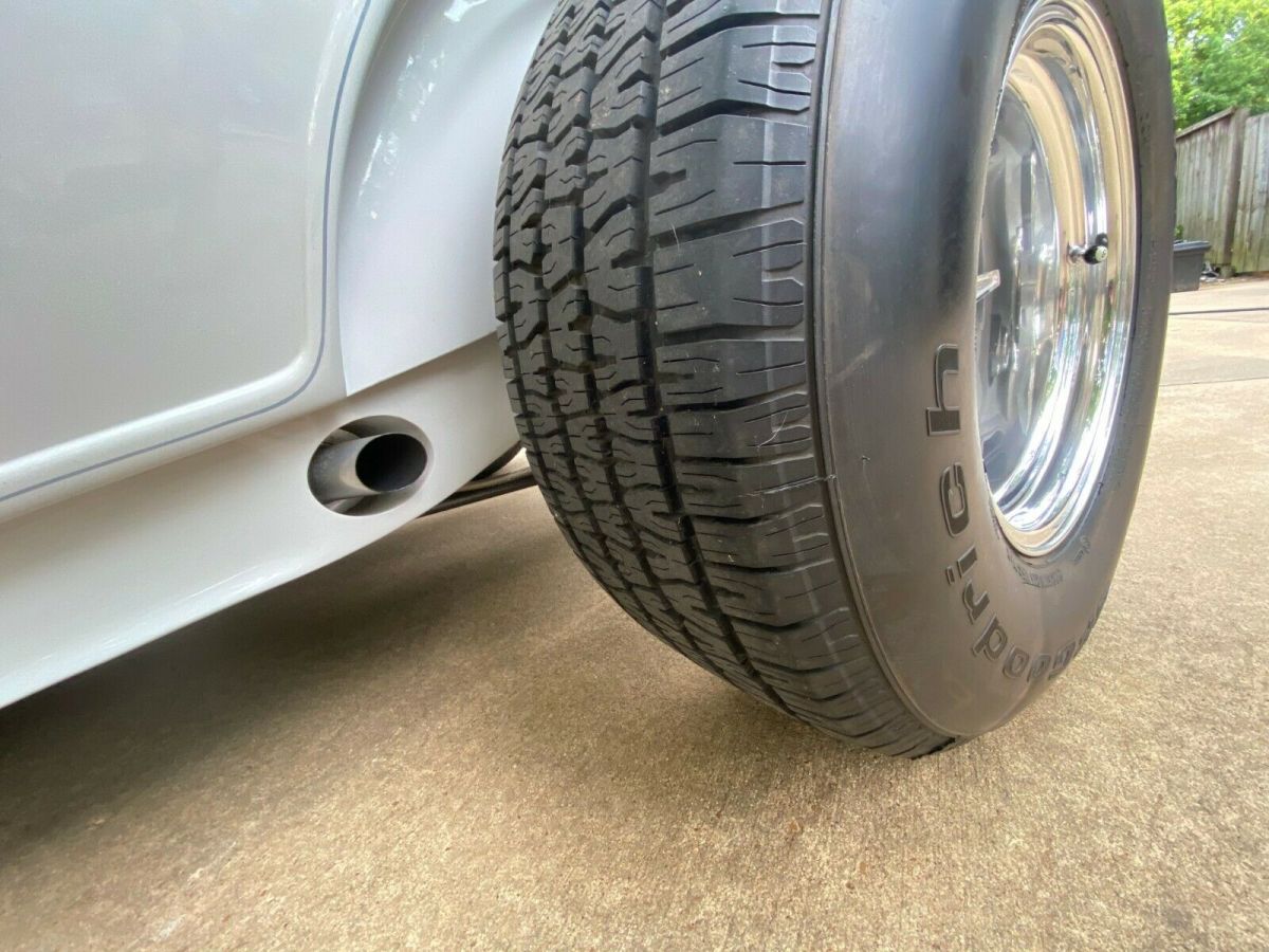 1932 Spectrum Gray Ford 5 Window Coupe