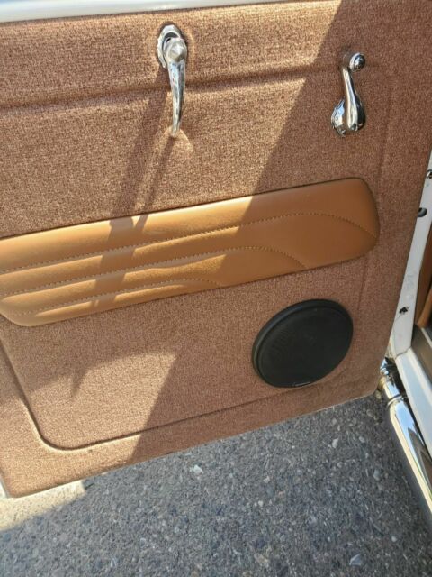 1932 White Ford 32 coupe Coupe