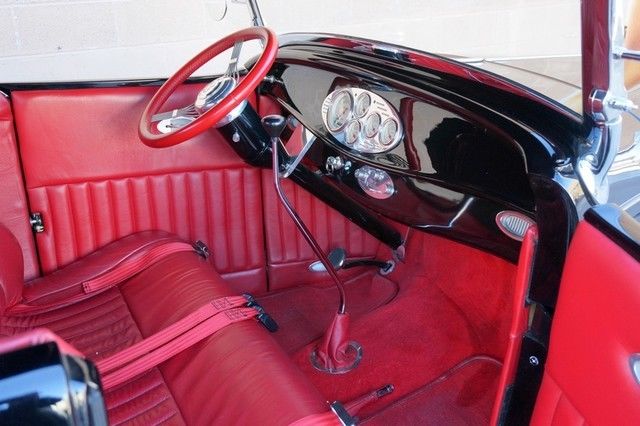 1932 Black Ford roadster Convertible